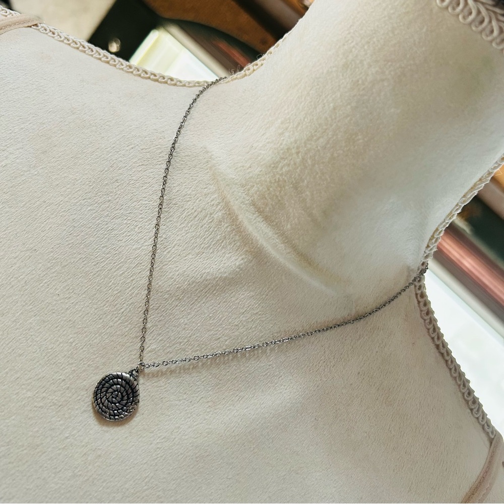 Handcrafted dual sided rope design pendant on chain necklace